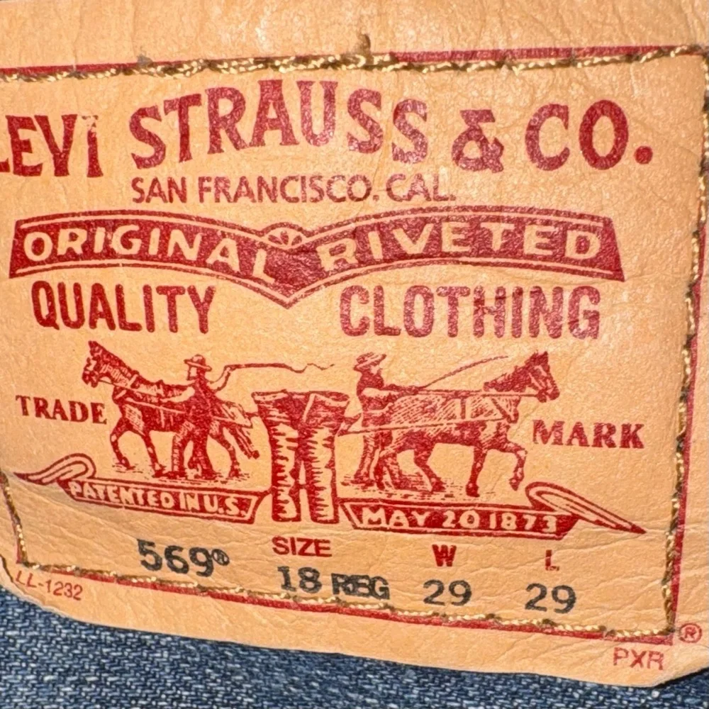 Levi’s 569 Boys 18 Reg 29x29 Loose Straight Medium Wash Jeans Denim Y2K BaggyFit